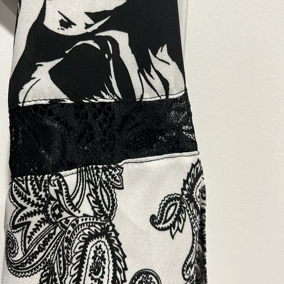 WHBM Floral and paisley off shoulder embellished sleeve top - Picture 3 of 10